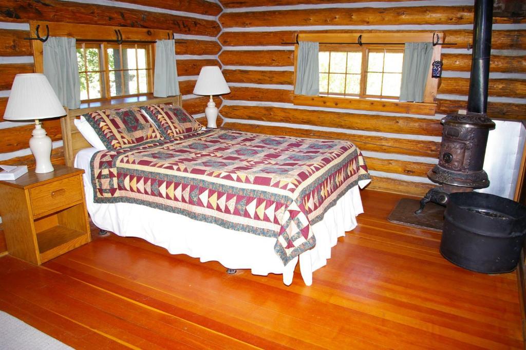 Parade Rest Ranch 웨스트 엘로스톤 객실 사진